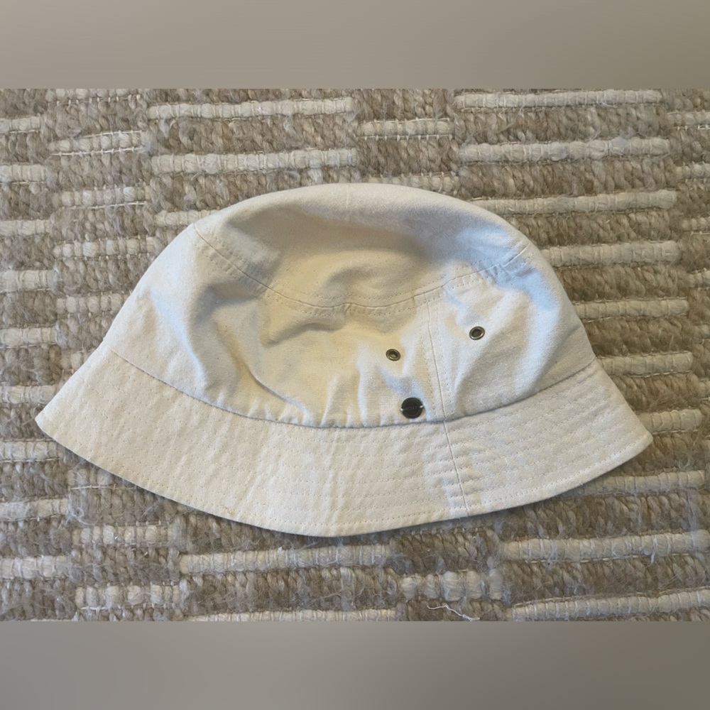 Roxy Bucket Hat Size M/L 100% Cotton NWOT